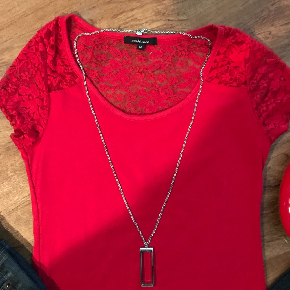 💋Red Top💋 - Picture 3 of 5